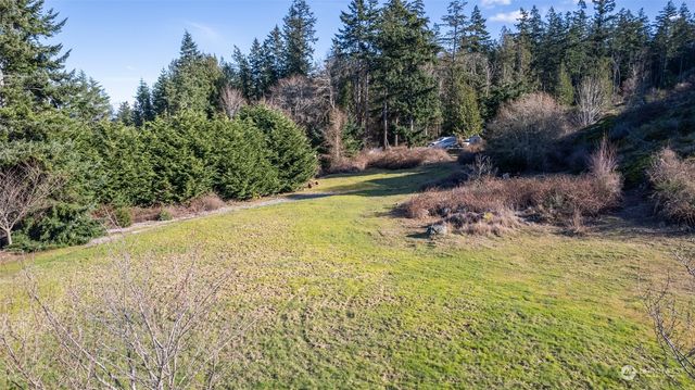 2707 17th Street, Anacortes, WA 98221