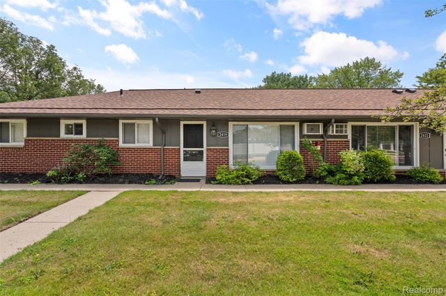 2419 Normandy Road, Royal Oak Charter Township, MI 48073