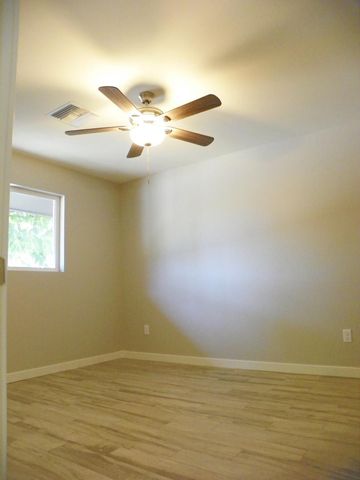 8337 E Meadowbrook Avenue, Scottsdale, AZ 85251