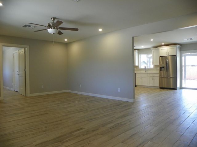 8337 E Meadowbrook Avenue, Scottsdale, AZ 85251