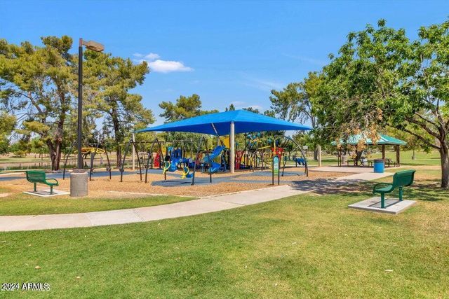 8337 E Meadowbrook Avenue, Scottsdale, AZ 85251