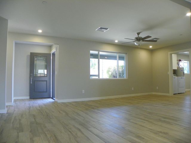 8337 E Meadowbrook Avenue, Scottsdale, AZ 85251