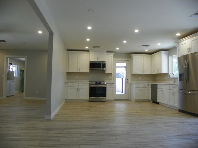 8337 E Meadowbrook Avenue, Scottsdale, AZ 85251