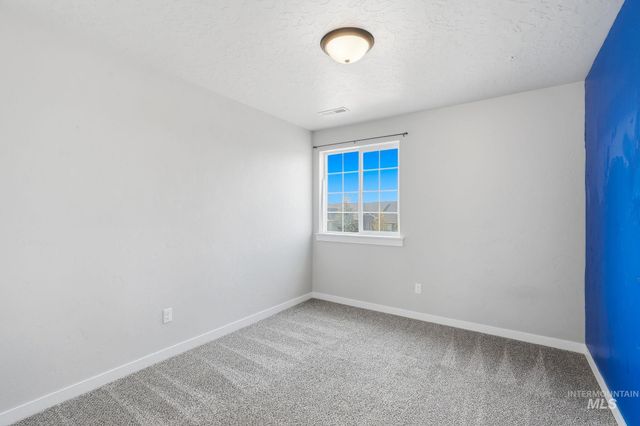 8324 E. Stone Valley, Nampa, ID 83687