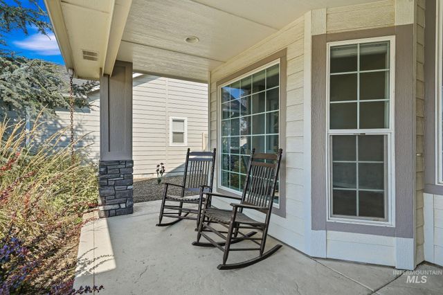 8324 E. Stone Valley, Nampa, ID 83687