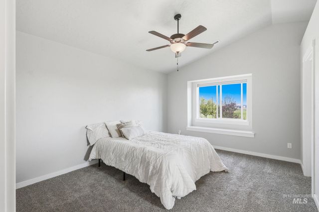 8324 E. Stone Valley, Nampa, ID 83687