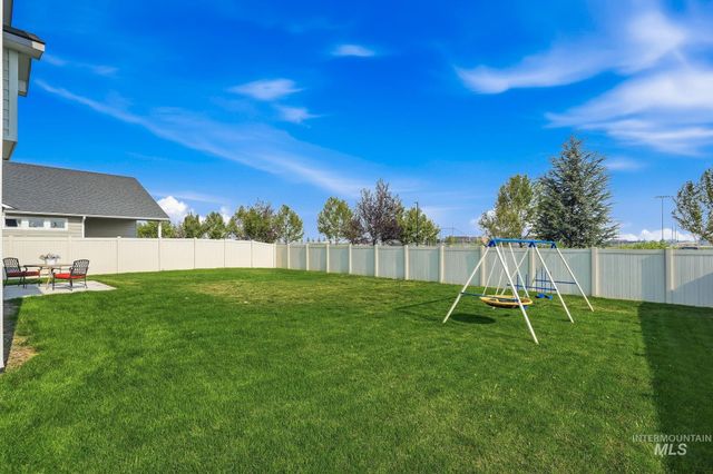 8324 E. Stone Valley, Nampa, ID 83687