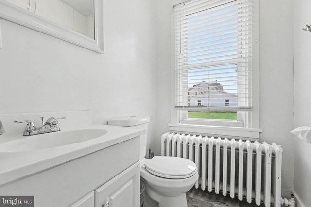 45 MILLARD RD, Hershey, PA 17033