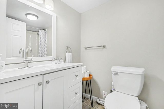 45 MILLARD RD, Hershey, PA 17033