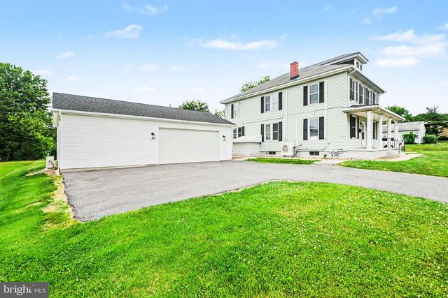 45 MILLARD RD, Hershey, PA 17033