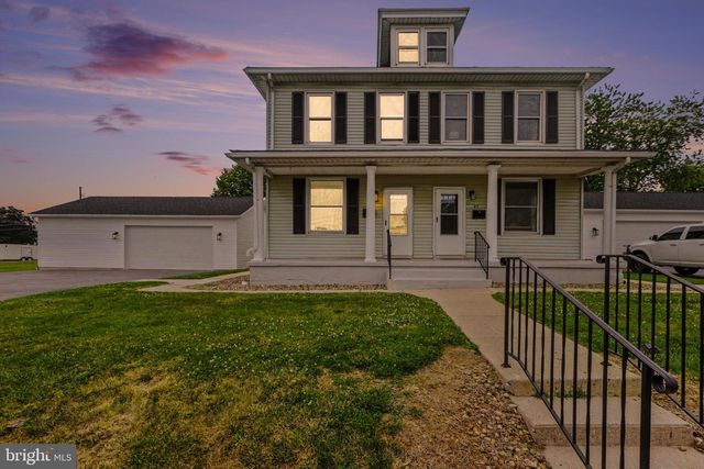 45 MILLARD RD, Hershey, PA 17033