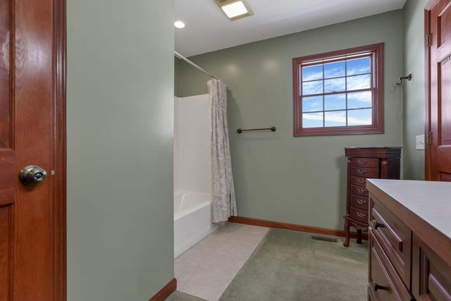 14557 Dutch Cross Road, Centerburg, OH 43011
