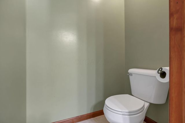 14557 Dutch Cross Road, Centerburg, OH 43011