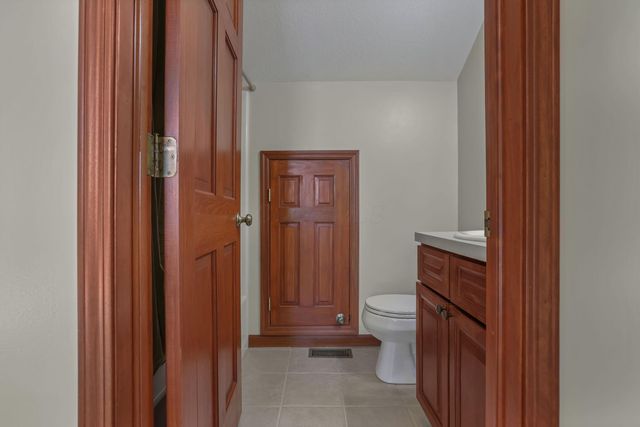 14557 Dutch Cross Road, Centerburg, OH 43011
