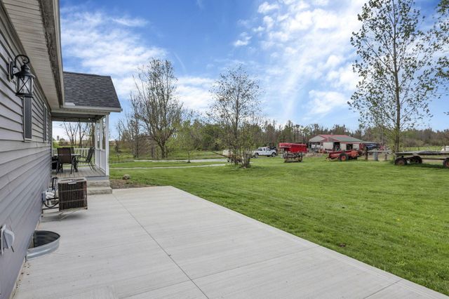 14557 Dutch Cross Road, Centerburg, OH 43011