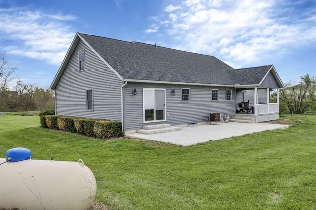 14557 Dutch Cross Road, Centerburg, OH 43011