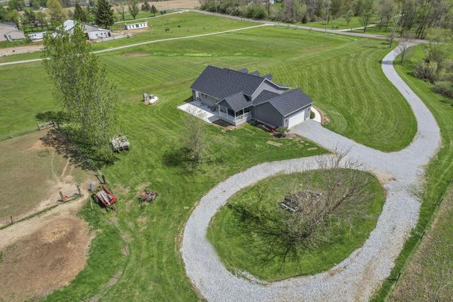 14557 Dutch Cross Road, Centerburg, OH 43011
