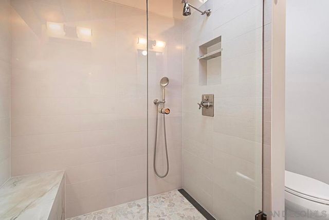 573 Amphitheatre Dr, Del Mar, CA 92014