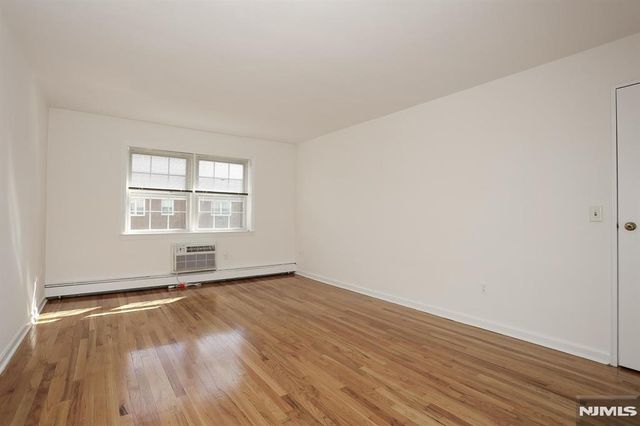 565 Grove Street D-16, Clifton, NJ 07013