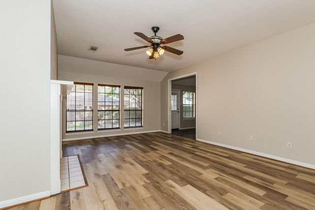 28752 Aloha Lane, Montgomery, TX 77356
