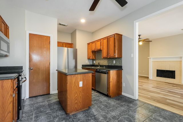 28752 Aloha Lane, Montgomery, TX 77356