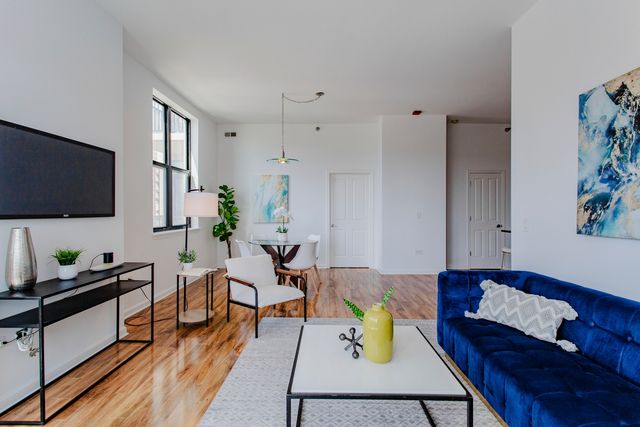 1464 S Michigan Avenue 704, Chicago, IL 60605