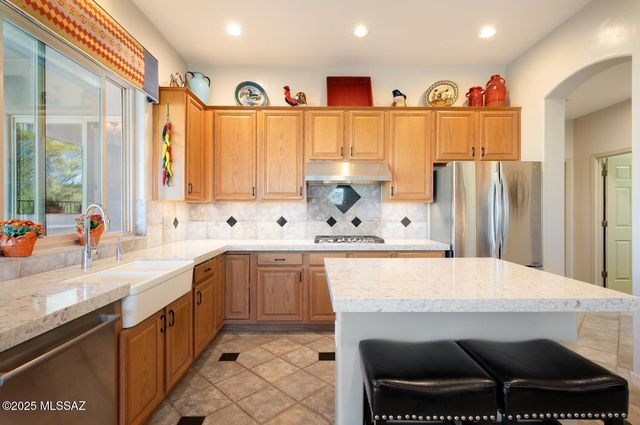 10158 E Fairway Heights Place, Tucson, AZ 85749