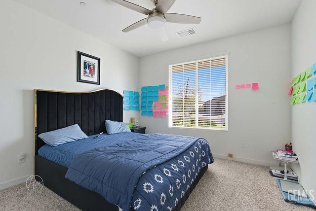 7404 Emerald Green Avenue, Bakersfield, CA 93313