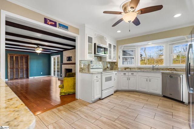 104 Cherokee Road, Easley, SC 29642