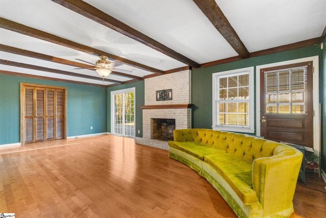 104 Cherokee Road, Easley, SC 29642