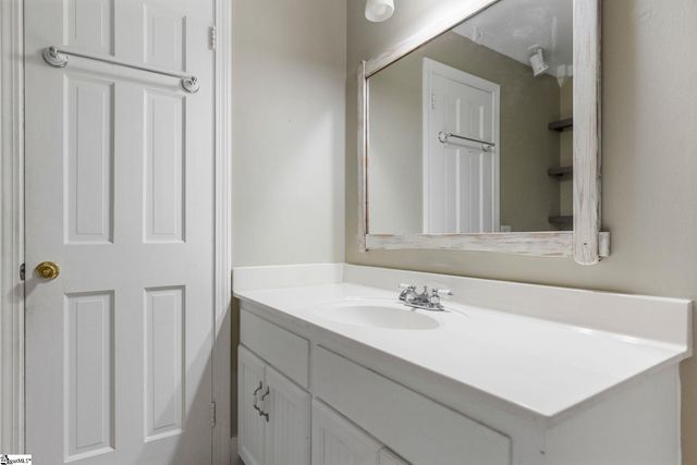 104 Cherokee Road, Easley, SC 29642