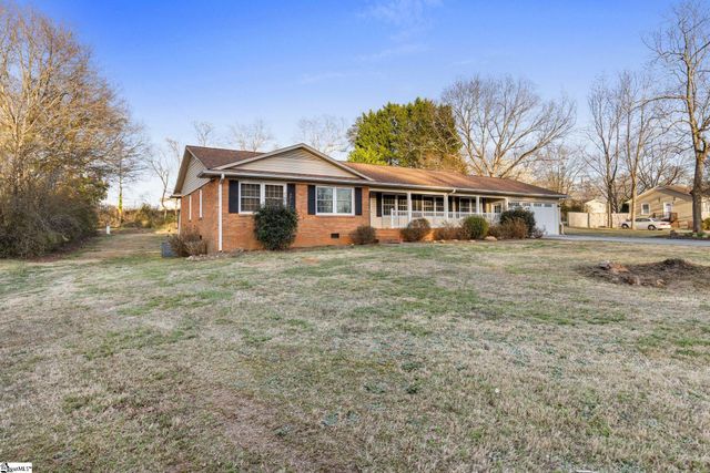104 Cherokee Road, Easley, SC 29642