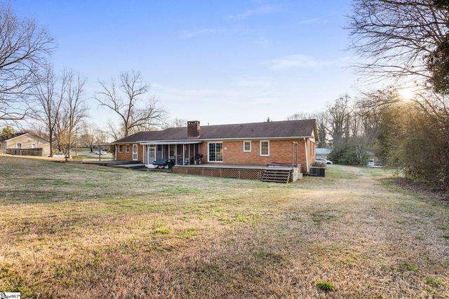 104 Cherokee Road, Easley, SC 29642