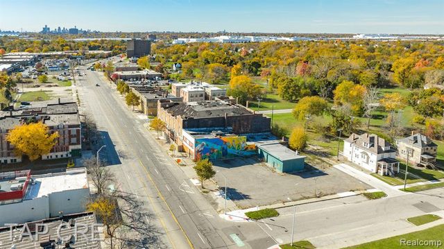 14241 E Jefferson Avenue, Detroit, MI 48215