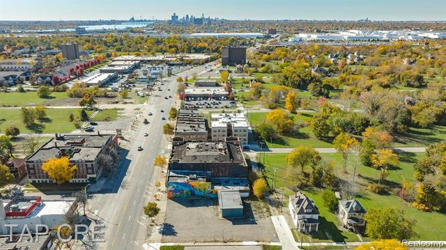 14241 E Jefferson Avenue, Detroit, MI 48215