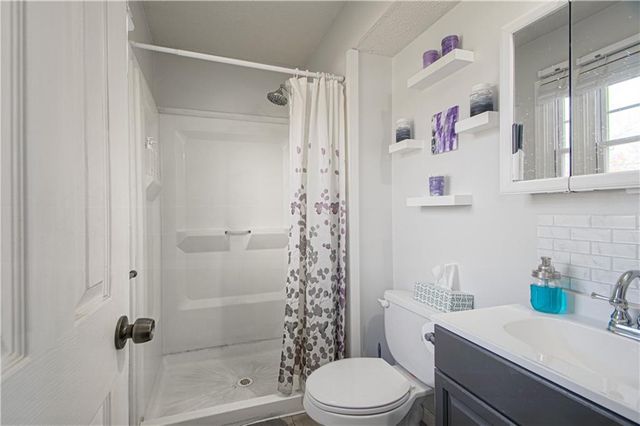 1120 W Wabash Street, Olathe, KS 66061