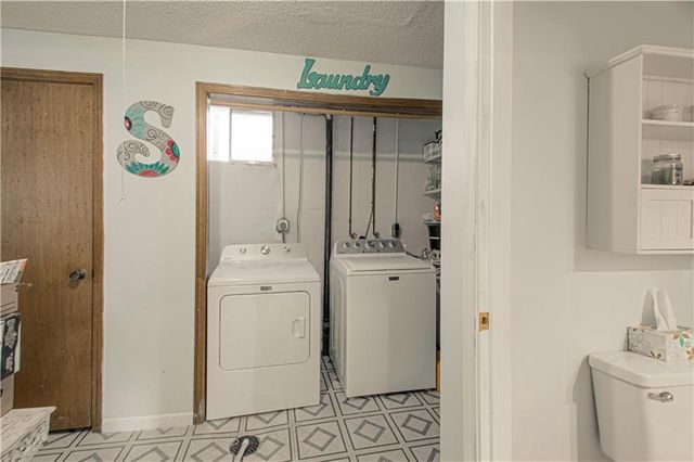 1120 W Wabash Street, Olathe, KS 66061