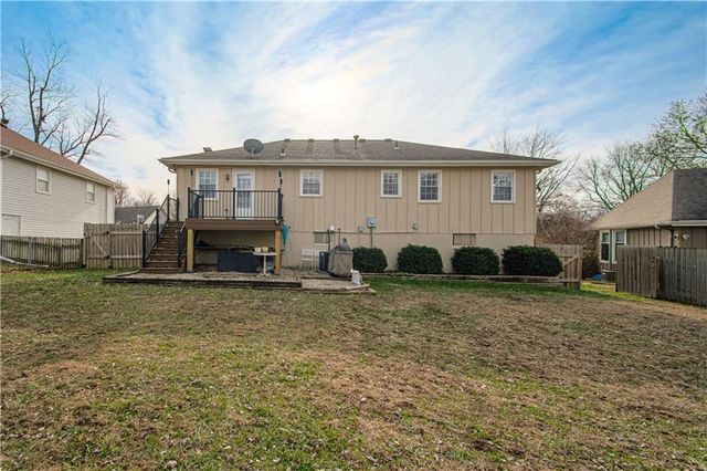 1120 W Wabash Street, Olathe, KS 66061