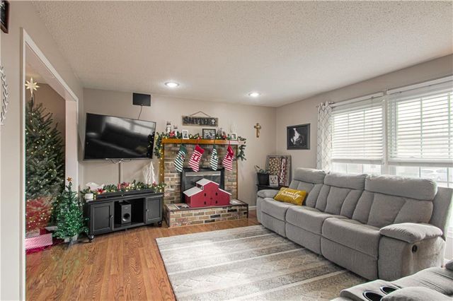 1120 W Wabash Street, Olathe, KS 66061