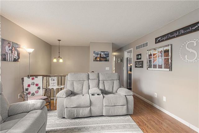 1120 W Wabash Street, Olathe, KS 66061