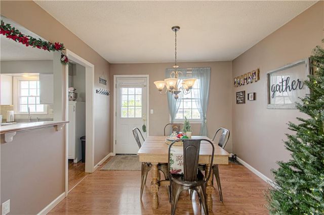 1120 W Wabash Street, Olathe, KS 66061