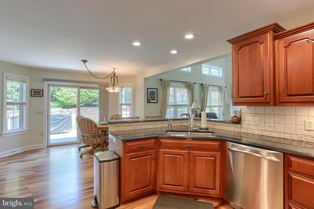 400 CLAYS XING L-0022, Lebanon, PA 17042