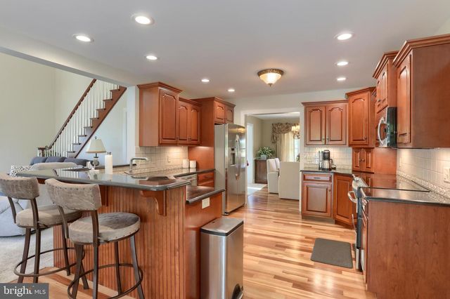 400 CLAYS XING L-0022, Lebanon, PA 17042