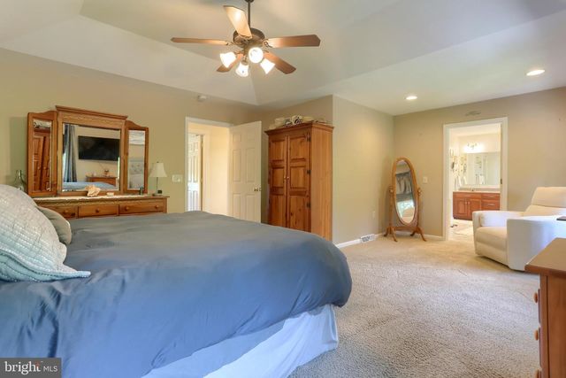 400 CLAYS XING L-0022, Lebanon, PA 17042