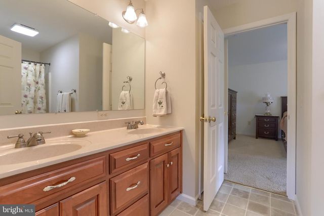 400 CLAYS XING L-0022, Lebanon, PA 17042