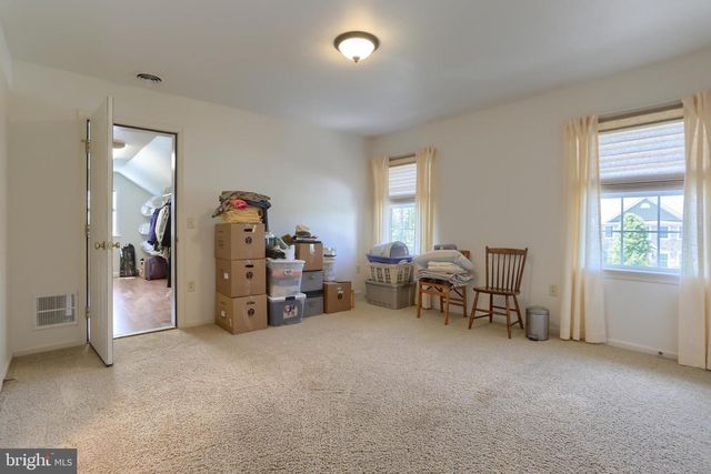 400 CLAYS XING L-0022, Lebanon, PA 17042