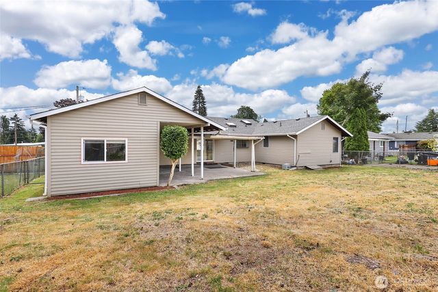 15759 119th Place SE, Renton, WA 98058