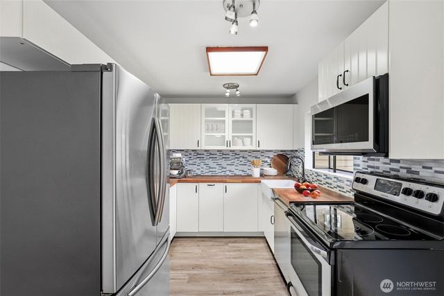15759 119th Place SE, Renton, WA 98058