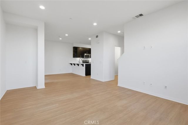 15310 Jasmine 101, Gardena, CA 90249