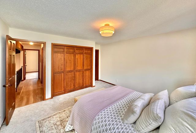 15106 E Vermillion Circle NE, Andover, MN 55304